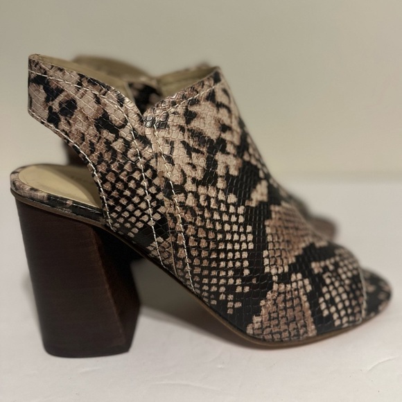 Treasure & Bond | Hayley Block Heel Sandal size 7 NWT - Picture 2 of 7